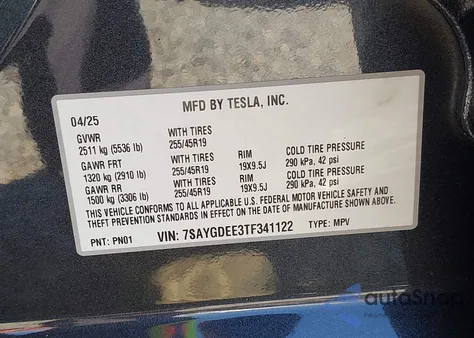 2026 Tesla Model Y Long Range Dual Motor All-Wheel Drive/Long Range Launch Series z USA, uszkodzony, nr VIN 7SAYGDEE3TF341122